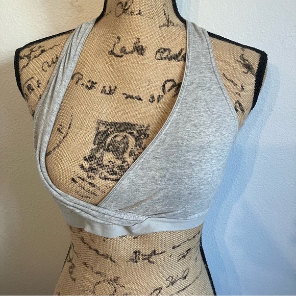 Lot of two nursing bras - Picture 5 of 14